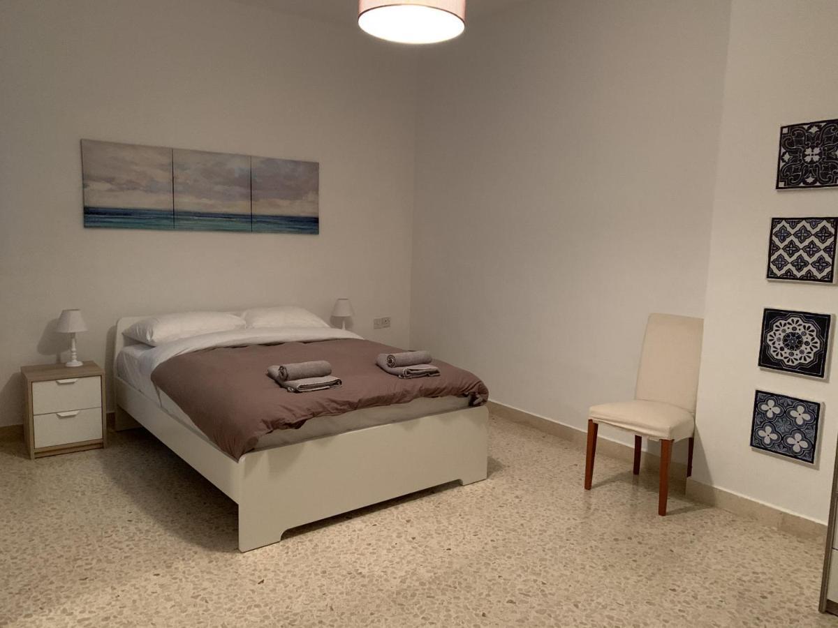 Large Apartment Close To Rocky Beach Mcre1-1 Слима Экстерьер фото